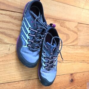 Merrell Women's Purple and Gray Athletic Shoes Size 9
